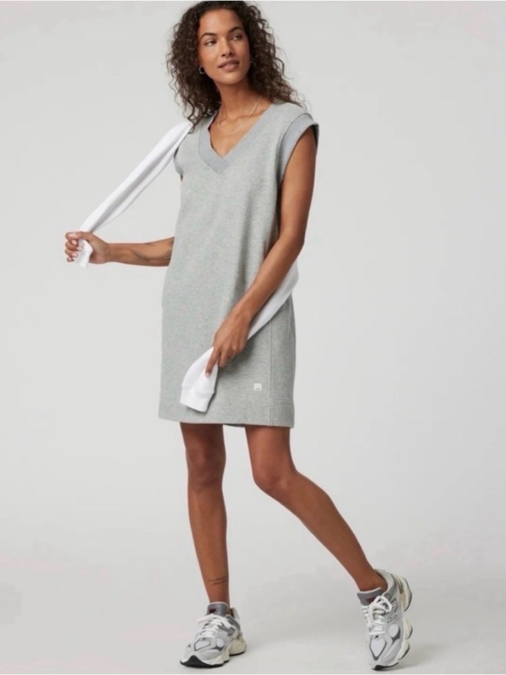 VUORI Sedona Vest Dress, Light Heather Grey Size Small excellent condition